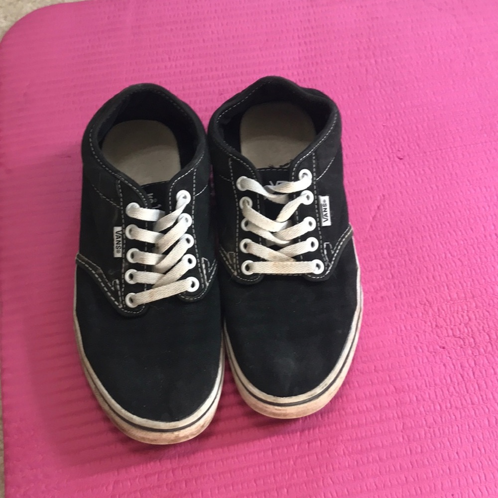 Black vans